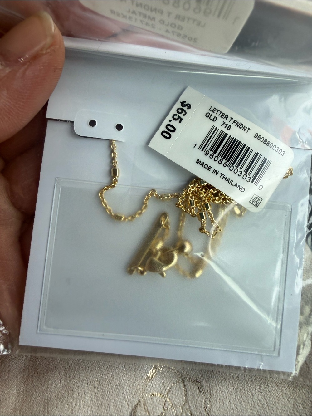 Kendra Scott Gold Letter Pendant Necklace B